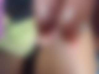 kandysexxyy's Live Sex Cam Show