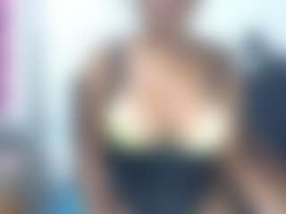 kandysexxyy's Live Sex Cam Show