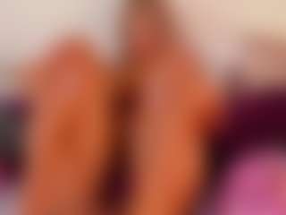 MaddyOlmos's Live Sex Cam Show