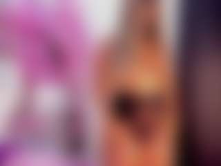 MaddyOlmos's Live Sex Cam Show