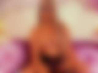 MaddyOlmos's Live Sex Cam Show