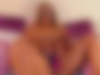 MaddyOlmos's Live Sex Cam Show