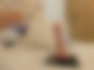 Rachell-lang MILF webcam performer live streaming