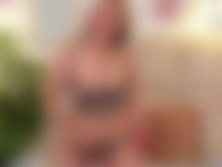 Rachell-lang MILF webcam performer live streaming