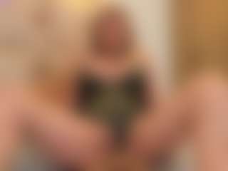 Live cam show with Rachell-lang - Brown Eyes MILF on slutload
