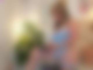 Live-camshow met Rachell-lang - Interactivetoy Granny op Camsoda