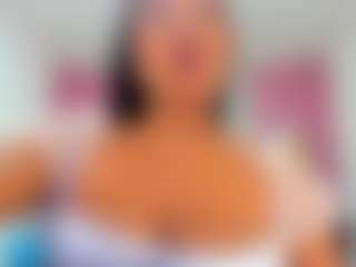 Lillyy16's Live Sex Cam Show