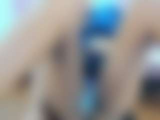 Lillyy16's Live Sex Cam Show
