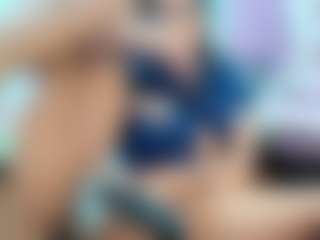 Lillyy16's Live Sex Cam Show