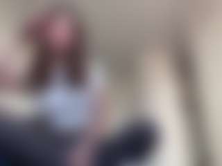 Live cam show with BrittanyYorton - Facial Piercings on sexytreat.net