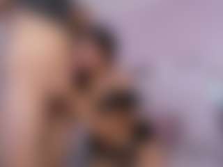 Ella-Liamxxx's Live Sex Cam Show