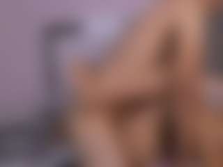 Ella-Liamxxx's Live Sex Cam Show