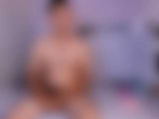 Ella-Liamxxx's Live Sex Cam Show