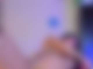 maddy222x's Live Sex Cam Show