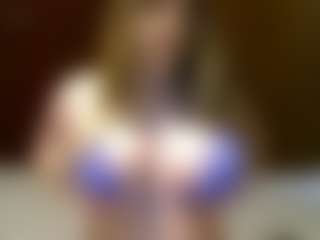 sexyrose27's Live Sex Cam Show