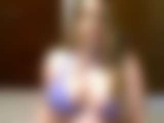 Live cam show with sexyrose27 - Twerk on madthumbs
