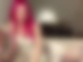 Live cam show with ShenaDeblois - Brown Hair on Instabang