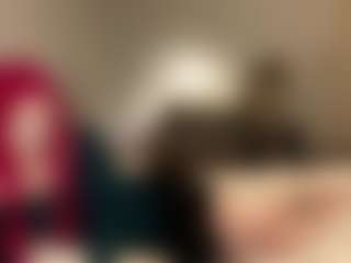ShenaDeblois's Live Sex Cam Show