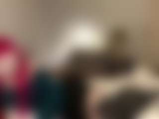 ShenaDeblois's Live Sex Cam Show