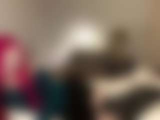 ShenaDeblois's Live Sex Cam Show