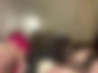 ShenaDeblois's Live Sex Cam Show