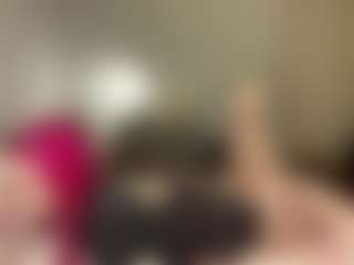 ShenaDeblois's Live Sex Cam Show