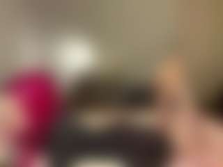 ShenaDeblois's Live Sex Cam Show