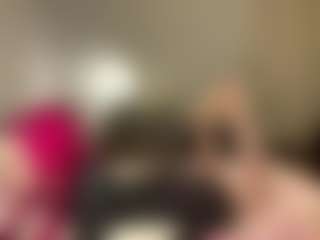 ShenaDeblois's Live Sex Cam Show