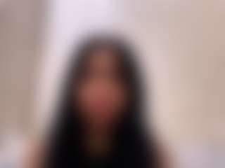 Amina's Live Sex Cam Show