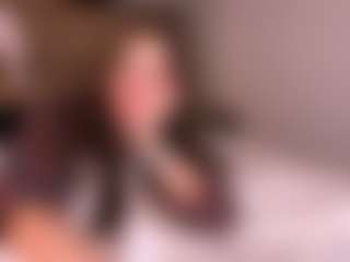Live cam show with Amina - New Brown Eyes on Camsoda