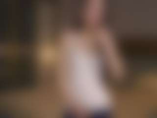 Live cam show with AshlyGrimmett - New Big Ass on hotwifechat.live