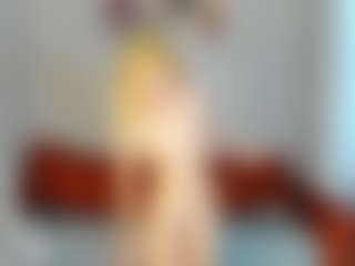 Clara-Schneider1's Live Sex Cam Show