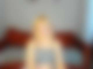 Clara-Schneider1's Live Sex Cam Show