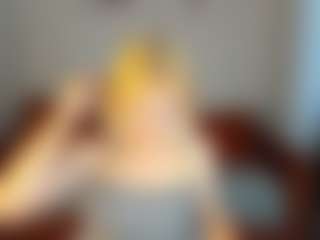 Clara-Schneider1's Live Sex Cam Show