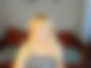 Clara-Schneider1's Live Sex Cam Show