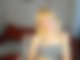 Clara-Schneider1's Live Sex Cam Show