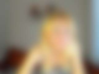 Clara-Schneider1's Live Sex Cam Show