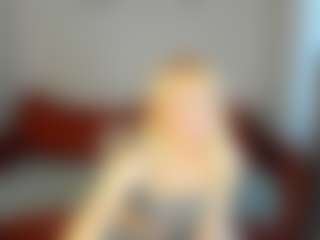 Clara-Schneider1's Live Sex Cam Show