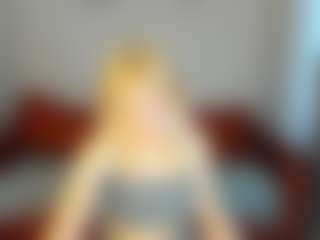 Clara-Schneider1's Live Sex Cam Show