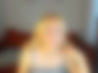Clara-Schneider1's Live Sex Cam Show