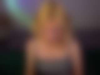 Clara-Schneider1's Live Sex Cam Show