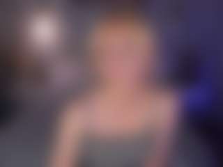Clara-Schneider1's Live Sex Cam Show