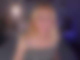 Clara-Schneider1's Live Sex Cam Show