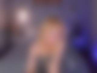 Clara-Schneider1's Live Sex Cam Show