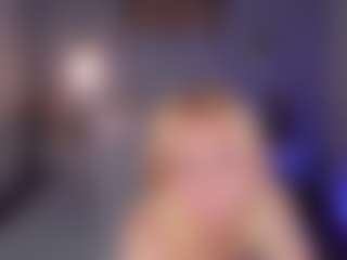 Clara-Schneider1's Live Sex Cam Show