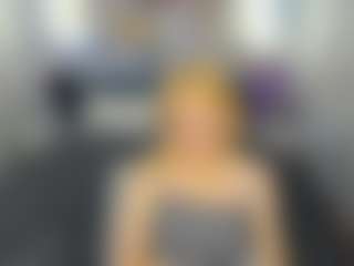Clara-Schneider1's Live Sex Cam Show