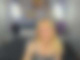 Clara-Schneider1's Live Sex Cam Show