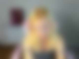 Live cam show with Clara-Schneider1 - Bra on WildCum