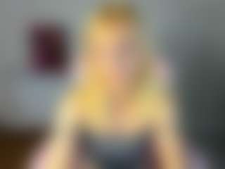Live cam show with Clara-Schneider1 - Body on WildCum
