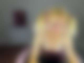 Clara-Schneider1's Live Sex Cam Show
